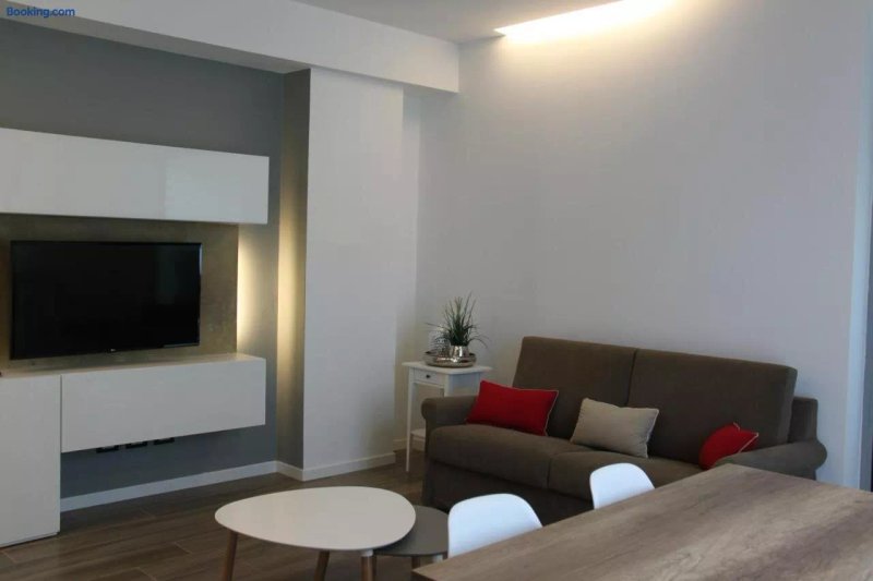 Calla, Calluna & Gardenia Apartments