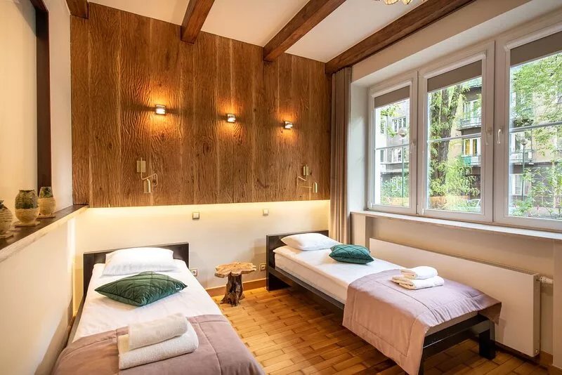 Rustic Splendour - IR sauna, aircon, 3 bedrooms, 2 bathrooms, Wi-Fi