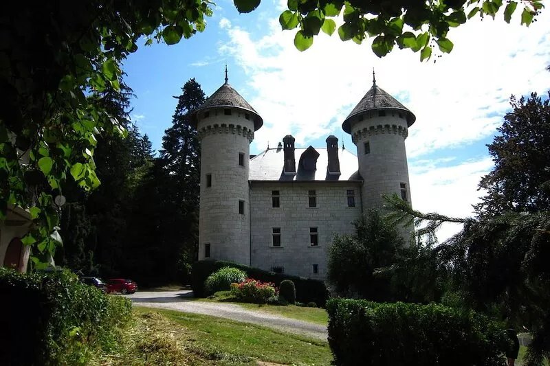 pretty castle with a magnificent view on the valley