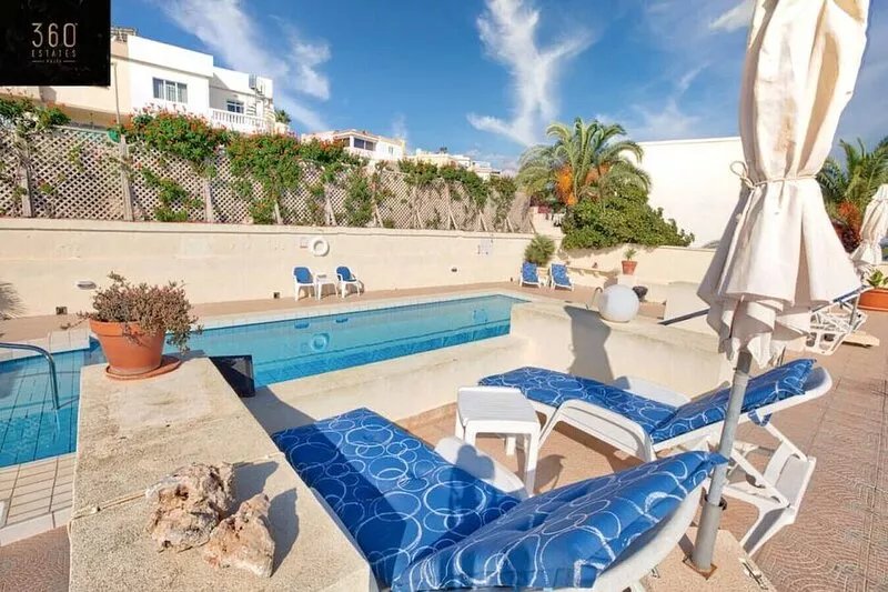 One of a kind villa with WI-FI, Private pool & BBQ