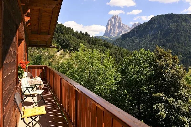 Apartment with balcony & garden – very family-friendly