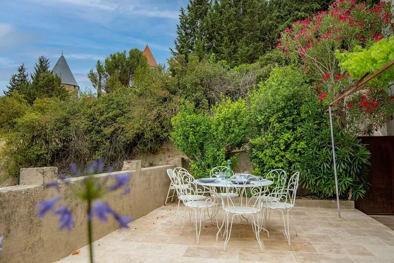 3-bedroom house at the foot of the Cité
