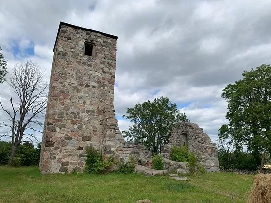 Rytterne Kyrkruin