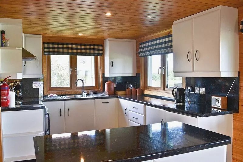 2 bedroom accommodation in Fritton, near Great Yarmouth