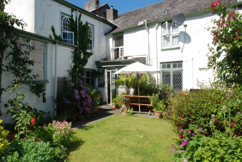 Lower House Guest House