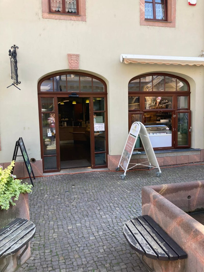Cafe Florian - Konditorei & Baeckerei Wolf