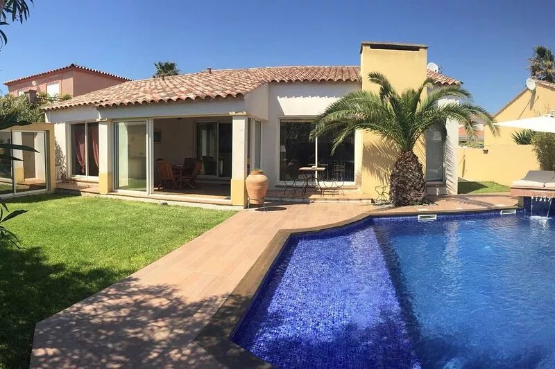 House, Villa very nice very close to the sea, Le Grau du Roi, Camargue