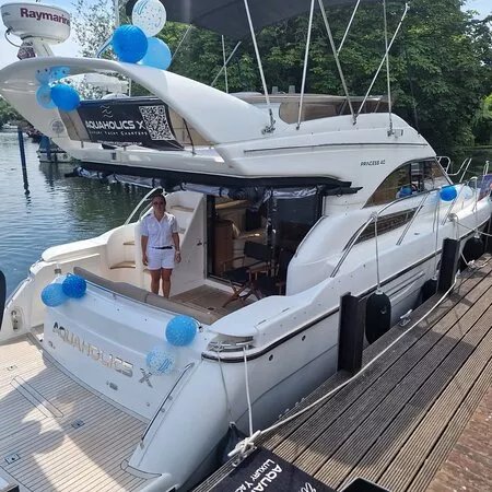 Aquaholics Charters