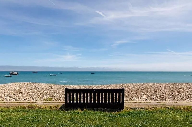 Wonderful Seafront Home - Panoramic Ocean Views