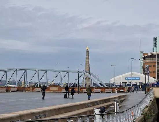 Pier Head Canal Link
