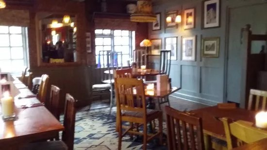 The Queen Inn
