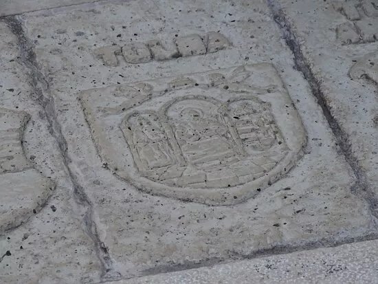 Szent Istvan Kiraly Muzeum - Orszagzaszlo teri epulet.