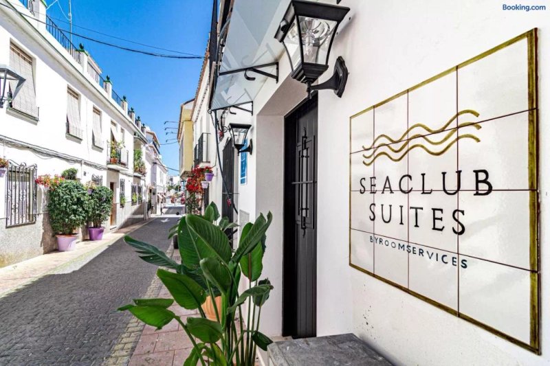 Sea Club Suites Estepona By Roomservices