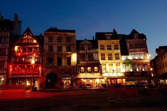 Place du Vieux-Marche