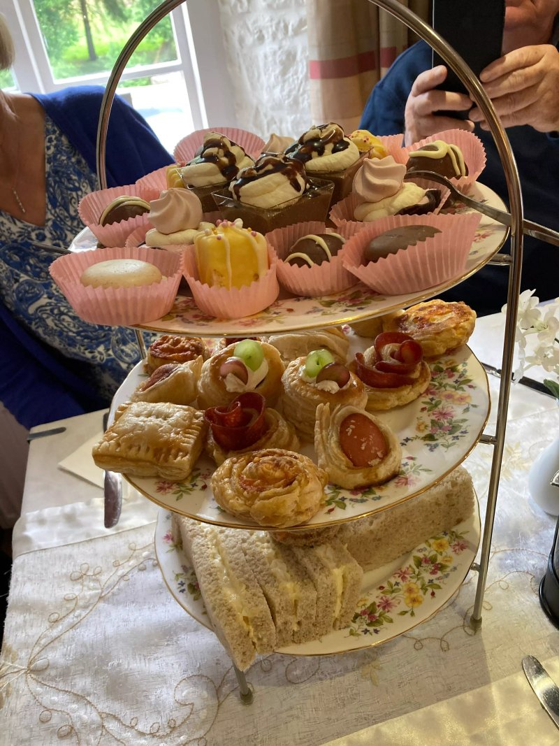 Swan House Tea Room and Bed & Breakfast