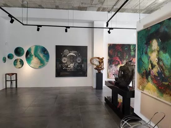 Es.Arte Gallery