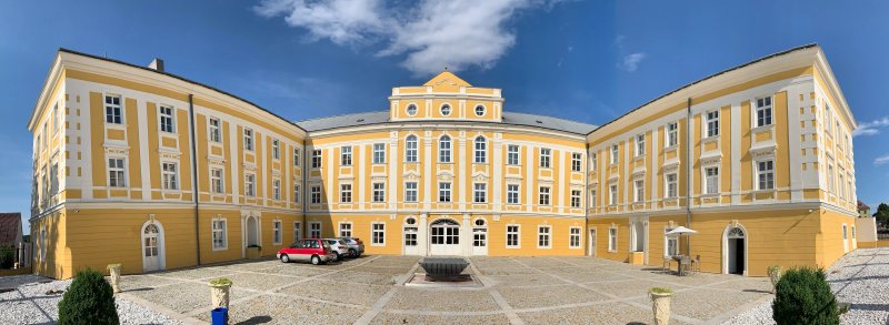 Barockschloss Stare Hobzi