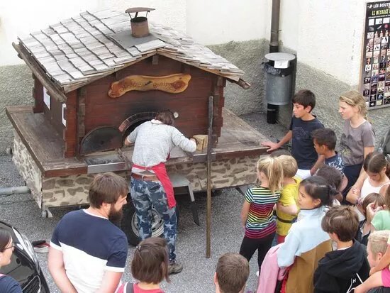 Fabrication Du Pain Au Four Banal
