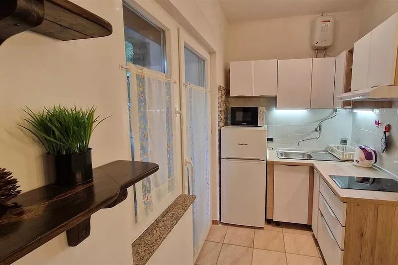 GODENA One-Bedroom Apartment (Pinus)
