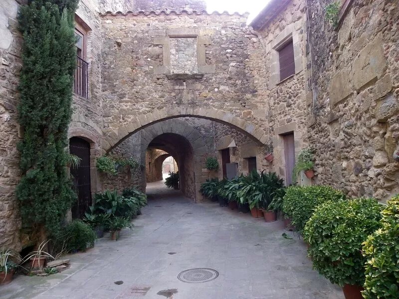 House with garden and terrace, ideal to relax, near the Costa Brava