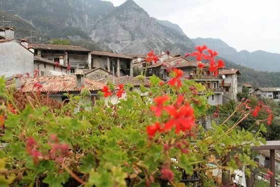 Poffabro, dove il tempo si e fermato