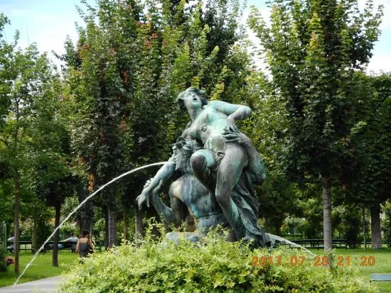Triton und Nymphenbrunnen