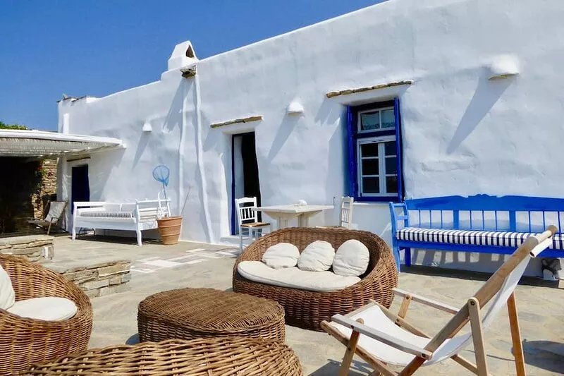 Sea view and beautiful terrace! Large house completely renovated
