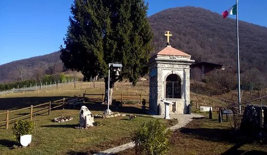 Santella dei Soldati Bergamaschi di Tutte Le Armi Caduti in Servizio