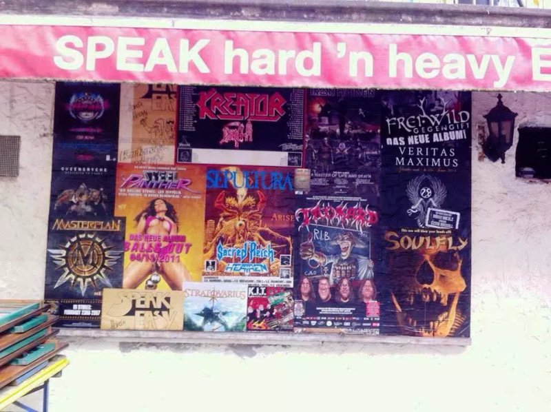 Speak Easy
