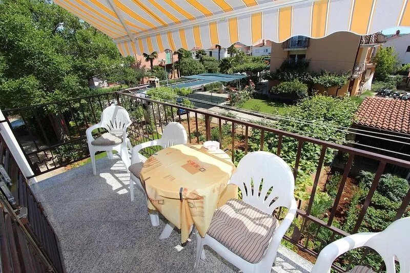 MIRIANA Two-Bedroom Apartment with Balcony