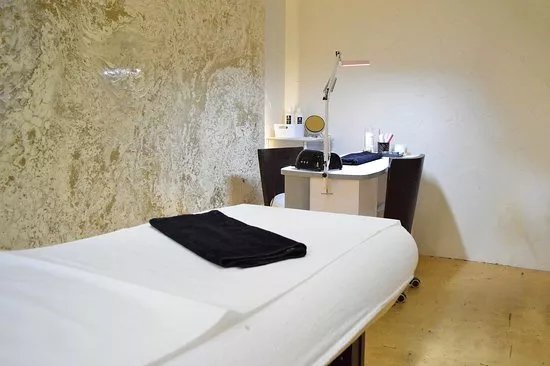 Montenero 8 - Beauty & Luxury SPA