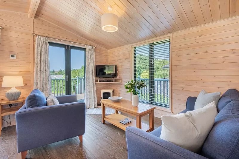 Dene Lodge - a holiday lodge that sleeps 2 with an en-suite