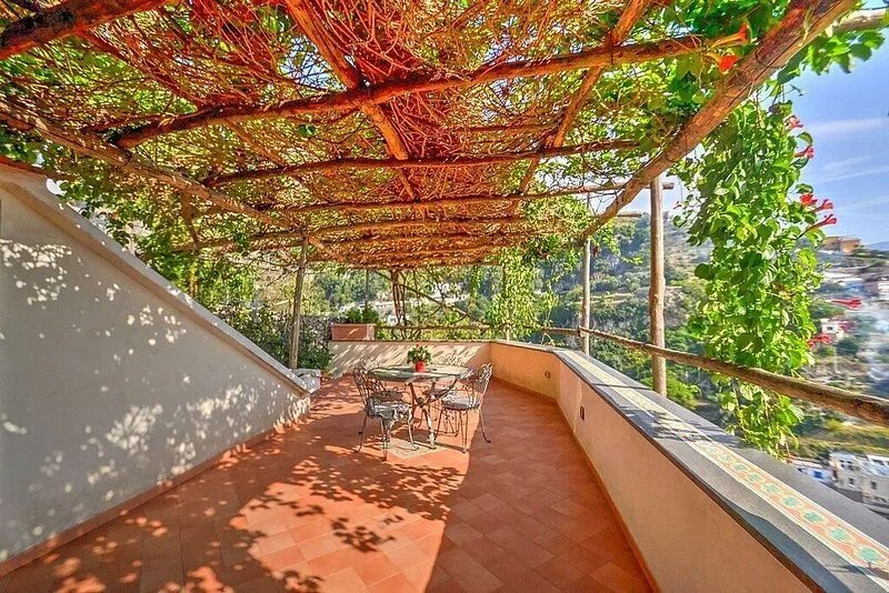 Villa Eufemia: A spacious three-story villa which faces the sun and the sea