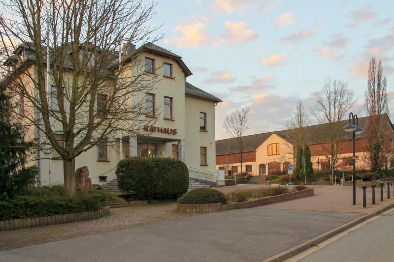 Rathaus Taura