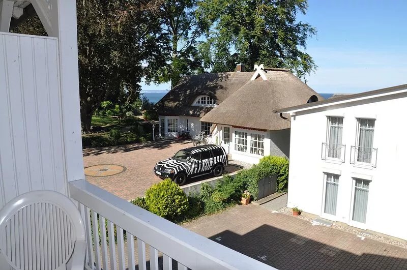 Apartment by the beach in a landmarked villa