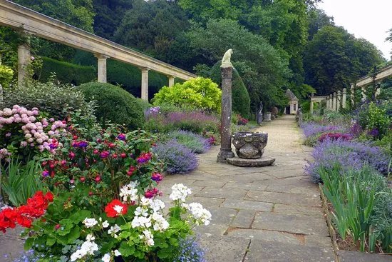 Iford Manor: The Peto Garden