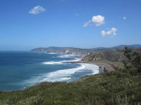 Playa De Azkorri