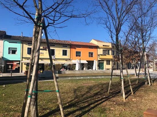 La Fontana Di Piazza Roma