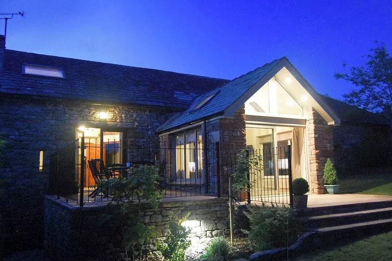 An attractive and spacious cottage close to the River Eamont.