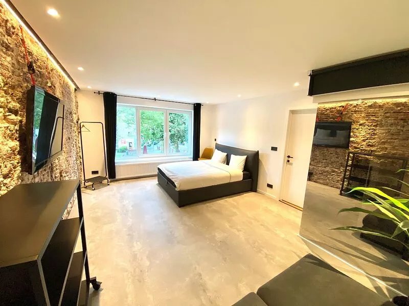 Luxurious vacation house in city center with outdoor sauna