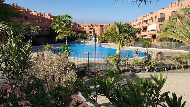 La Tejita - with two terraces depending on the direction of wind and sun.