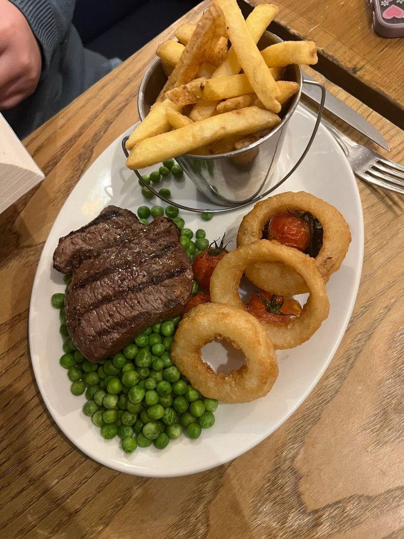 Breakwater Brasserie