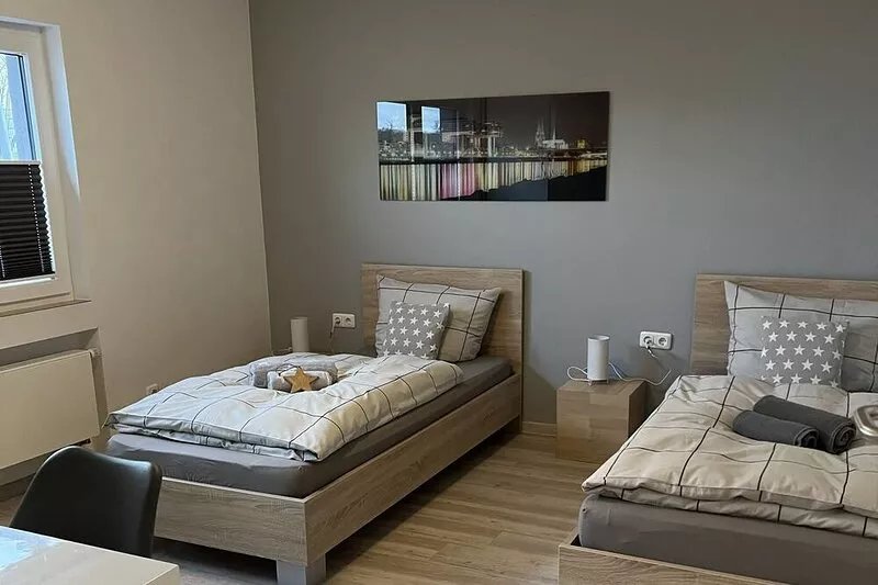 free almost wlan, modern, kitchen, terrace, near cologne, 2 shower rooms