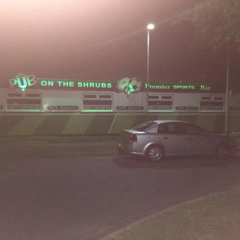 Pub on the Shrubs