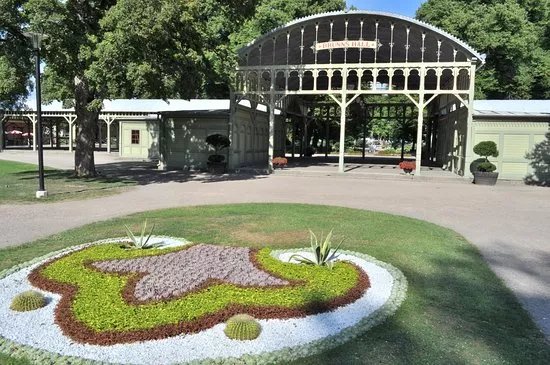 Parks & Nature