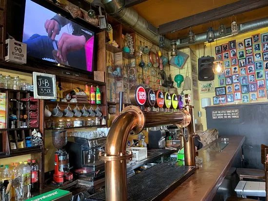 Tres As Bar