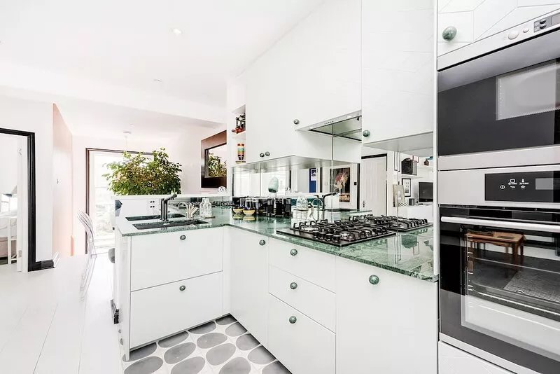 Bright and stylish 1 bedroom apartment in Notting Hill