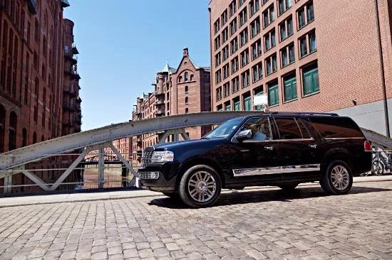Big Black Car Tours