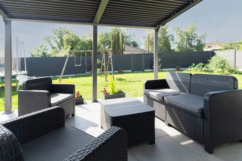 Maison à la Campagne Avec Piscine