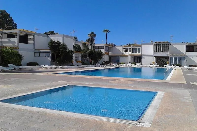 Apartment with two pools near the sea ideal for families and friends